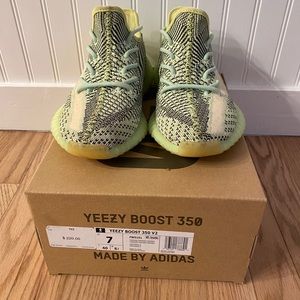 Yeezy Reel Boost 350 V2
